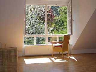 Fewo Stuhl am Fenster